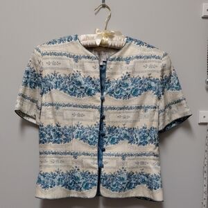Floral Blue and Cream Short Sleeve Jacket, Size 12P